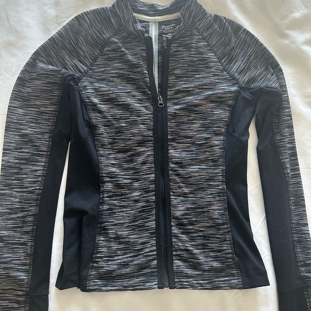ABERCROMBIE & FITCH workout jacket